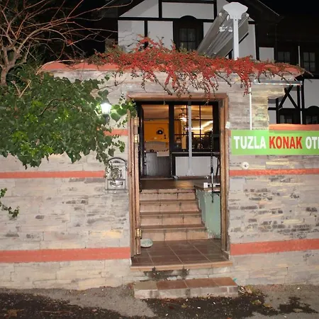 Tuzla ホテル