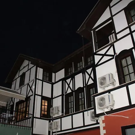 Tuzla * Istanboel