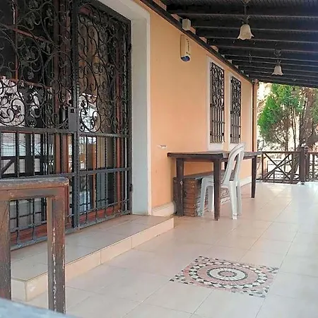 Tuzla Hotel *