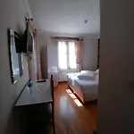 Tuzla Hotel *